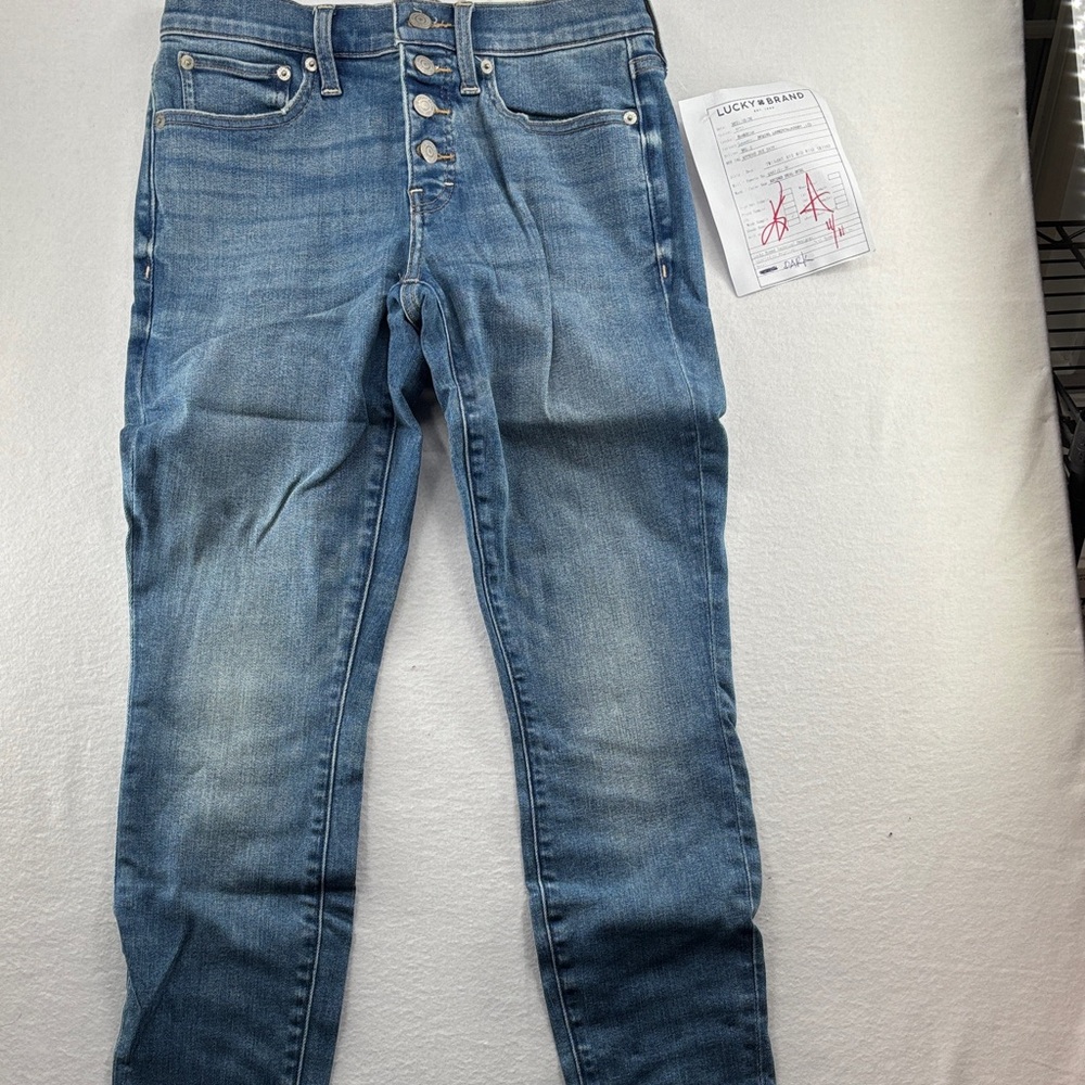 Lucky Brand Light Blue Ankle Jeans